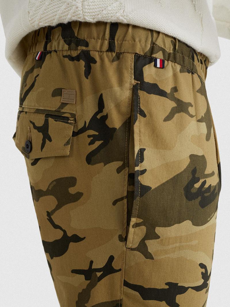 Pantalon Tommy Hilfiger Tapered fit camo Homme Vert | FR_M31342