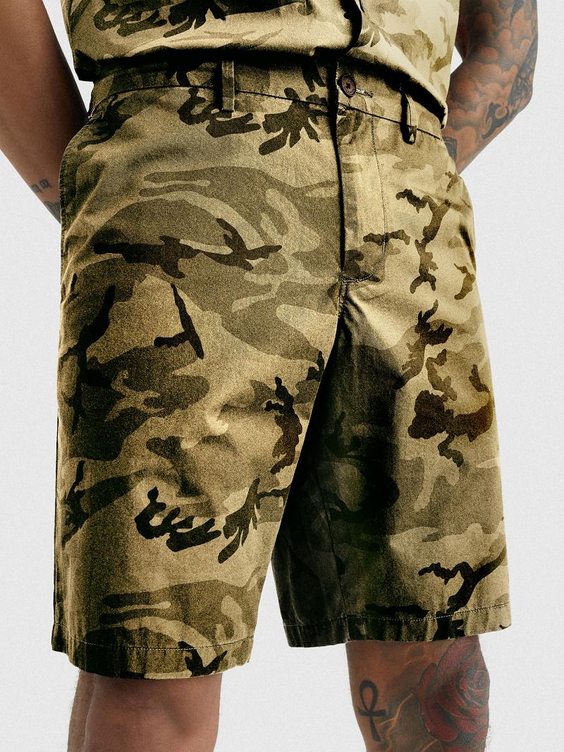 Shorts Tommy Hilfiger Relaxed fit camo Homme Camouflage Vert | FR_M31220