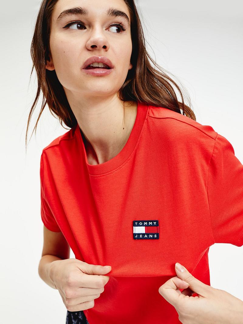 T Shirts Tommy Hilfiger Recycled Tommy Badge Femme Rouge | FR_W21474